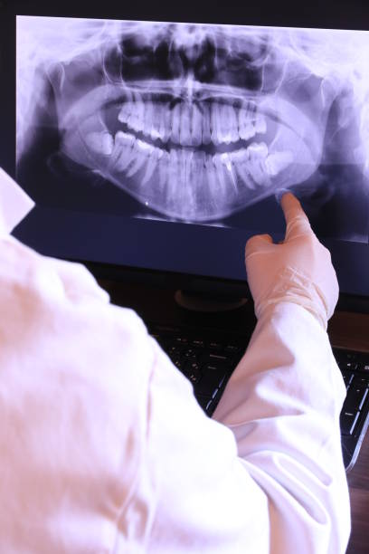 Best Weekend Emergency Dentist in Middleport, NY